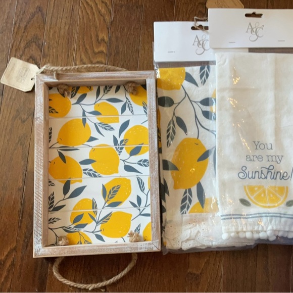 Lemon Print Kitchen Towel Set - Yellow and ADAMS  and co - Picture 1 of 3